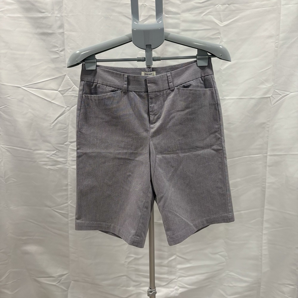 Dockers Ideal Fit Bermuda Shorts Womens 4 Grey Pinstripe Vintage Metro Bermuda